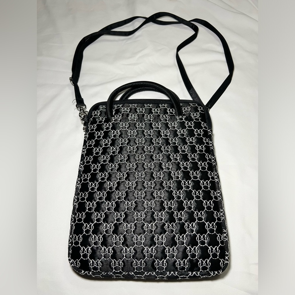 DISNEY TECH Embroidered Minnie Mouse Crossbody iPad/Tablet Case NWOT